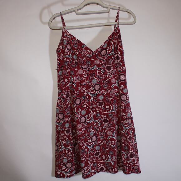 Ann Taylor LOFT Dresses & Skirts - Ann Taylor Loft Red Summer Bandana Print Sundress Size M
